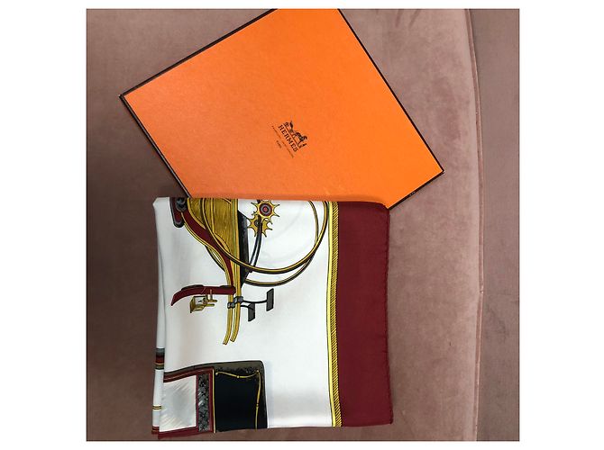 Carré Hermès "Transformationsautos" von F.. de la Perrière Mehrfarben - Ansicht 8