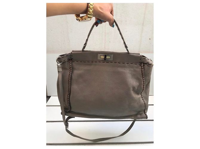 Borsa a mano Fendi Peekaboo in pelle kaki Cachi - vista 2