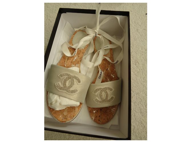 Chanel Mules aus Leder Grau Größe 40 - Ansicht 2