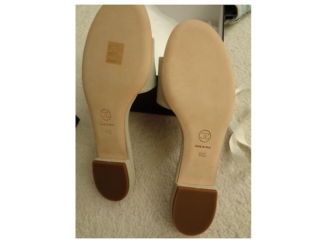 Chanel Mules aus Leder Grau Größe 40 - Ansicht 5