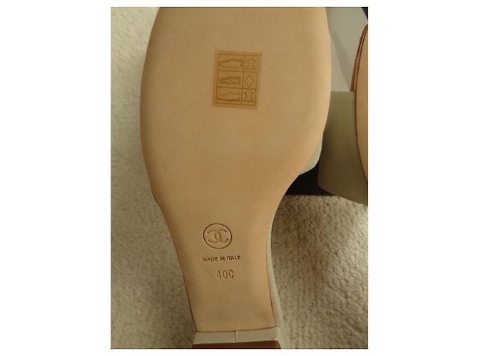 Chanel Mules aus Leder Grau Größe 40 - Ansicht 7