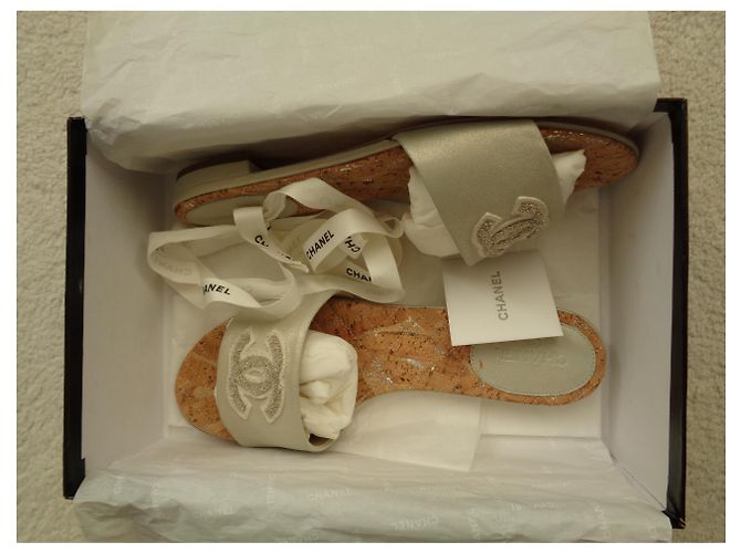 Chanel Mules aus Leder Grau Größe 40 - Ansicht 8