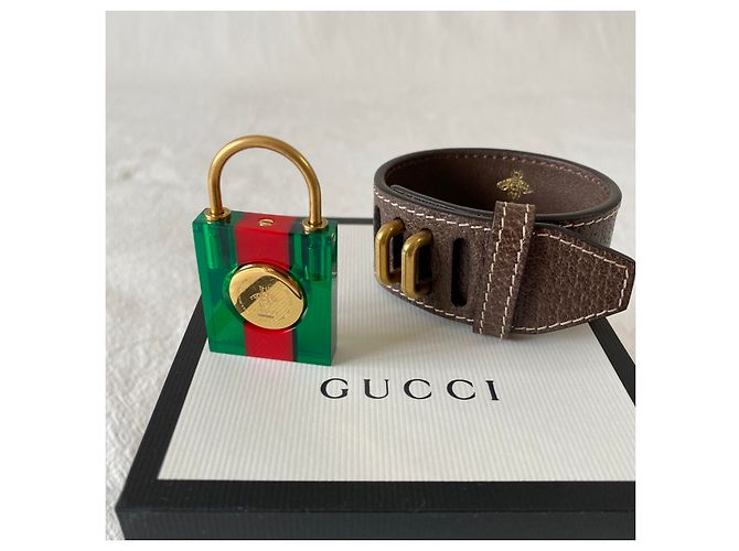 Gucci Belles montres - vue 3