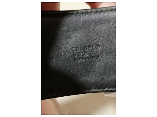 Bracciale Chanel in pelle nera trapuntata Nero - vista 6