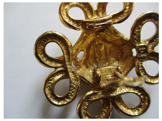 Yves Saint Laurent Barock Clips Goldfarbenes Metall Golden - Ansicht 4