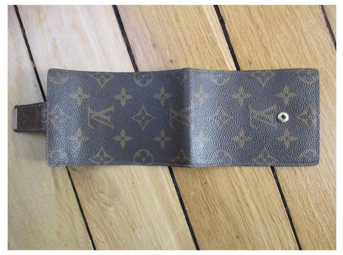Louis Vuitton Monogram canvas checkbook holder. Brown - view 4