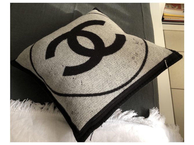 Cambon Almofada Chanel Preto Cinza - vista 3