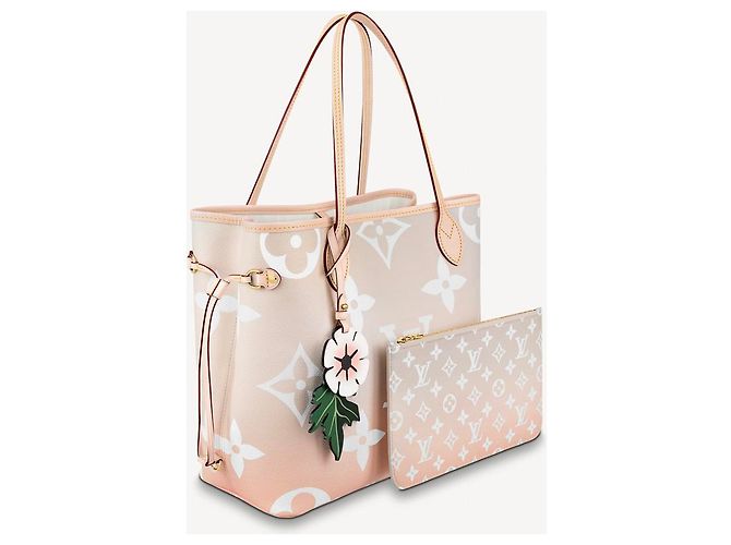Louis Vuitton LV Neverfull in piscina - vista 2