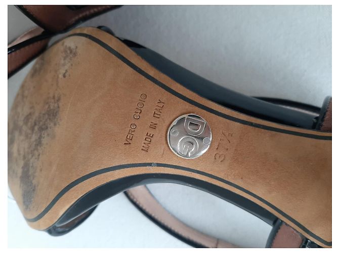 Sandali Dolce & Gabbana in raso bronzo con tacco 8cm - vista 3