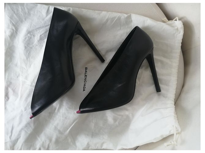 Décolleté Balenciaga in pelle nera 12cm Nero - vista 5