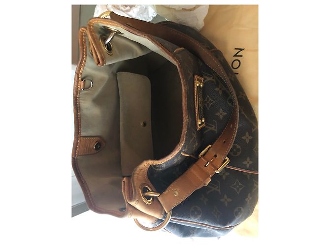 Bolso de mano Louis Vuitton Galliera PM de piel - vista 4