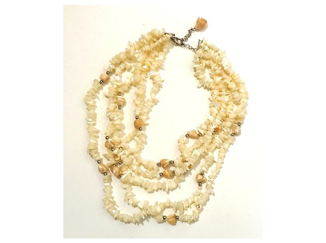 Autre Marque Collana con conchiglie puka hawaiane crema beige Crudo - vista 9