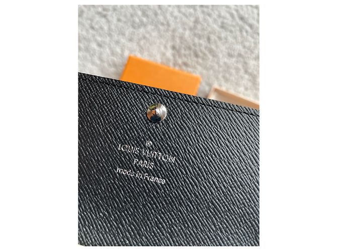 Louis Vuitton LV 6 Key Holder Grey - view 5
