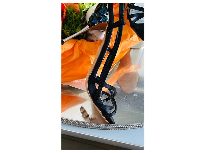 Sandali da sera Miu Miu con dettagli in pietra nero blu scuro raso - vista 10