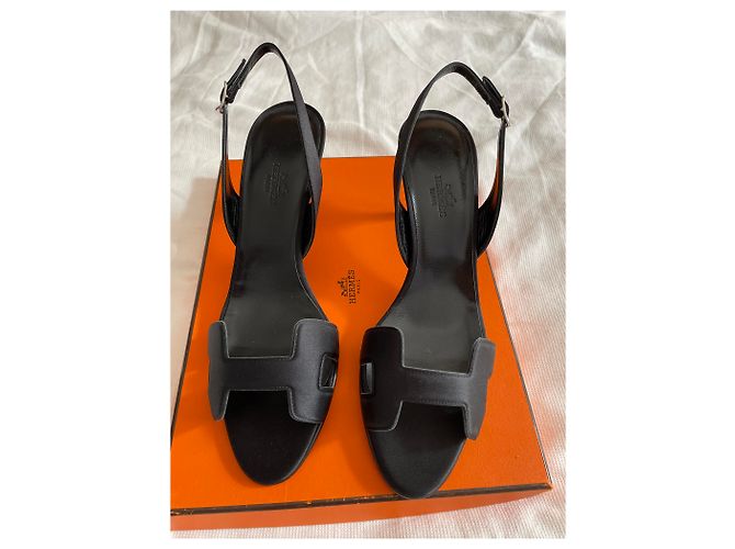 Oran Hermès Sandalo Night Satin Nero - vista 2