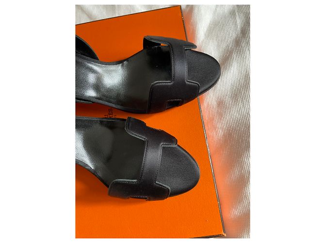 Oran Hermès Sandalo Night Satin Nero - vista 6