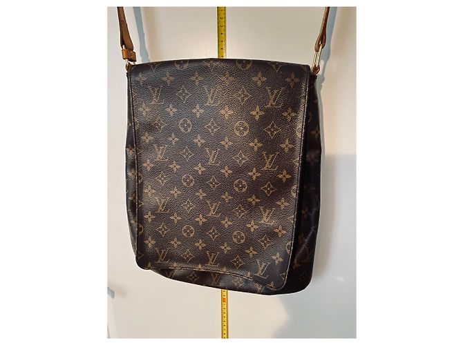 Louis Louise Borsa a tracolla Louis Vuitton Musette Monogram Canvas Marrone Beige Gold hardware - vista 5