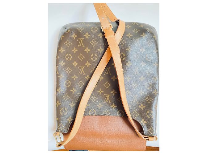 Louis Louise Borsa a tracolla Louis Vuitton Musette Monogram Canvas Marrone Beige Gold hardware - vista 9