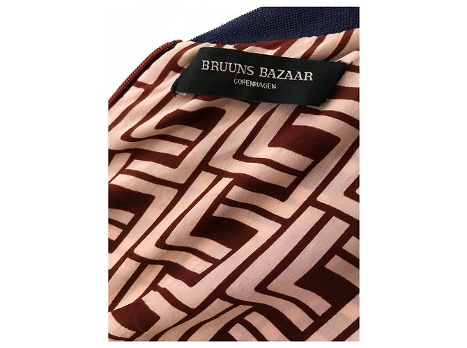 Vestido Bruuns Bazaar con estampado geométrico de viscosa - vista 4