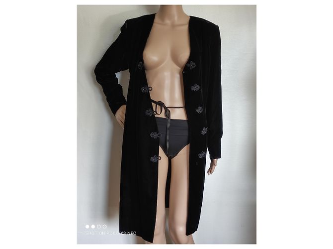 Yves Saint Laurent Kleid aus schwarzem Viskose-Samt - Ansicht 6