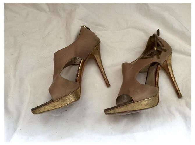 Dior Peeptoes con ritagli D'oro Taupe - vista 3