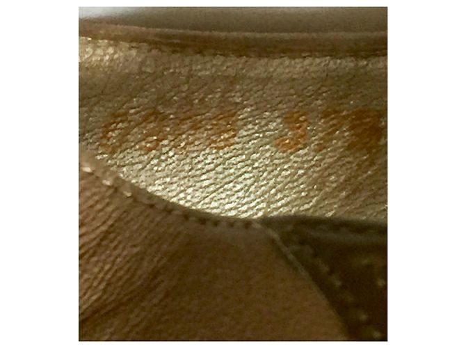 Dior Peeptoes con ritagli D'oro Taupe - vista 8