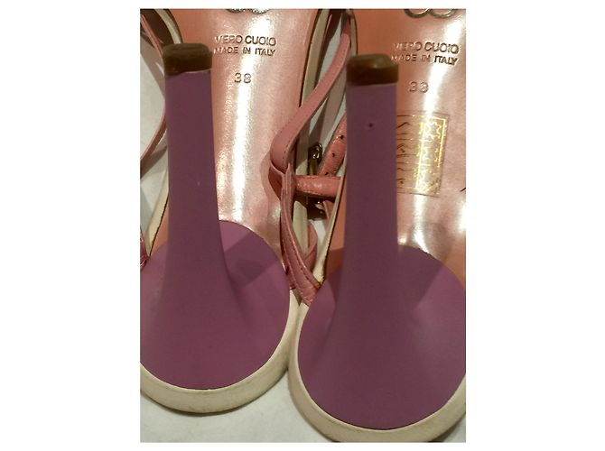 Escada Sandali con cinturino in pelle color pastello Multicolore - vista 5