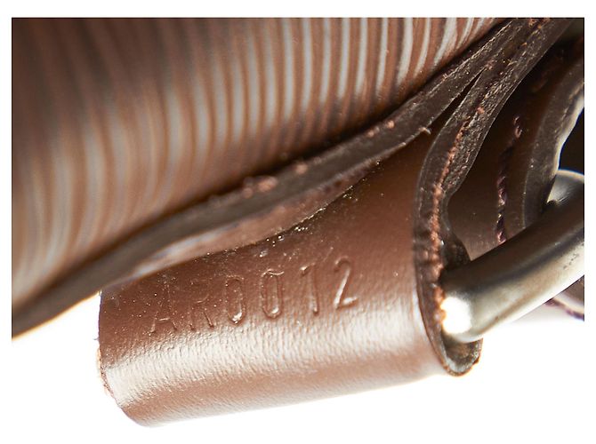 Louis Vuitton Brown Epi Noe Marrone Marrone scuro - vista 7