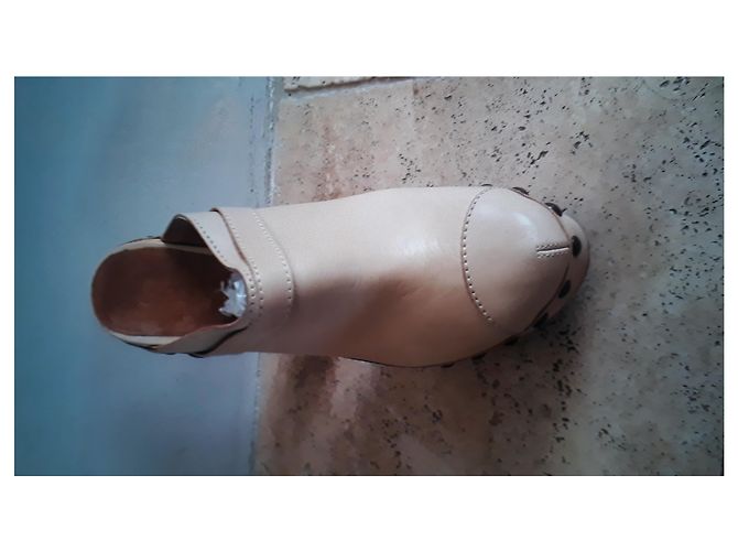 Chanel zuecos Beige - vista 5