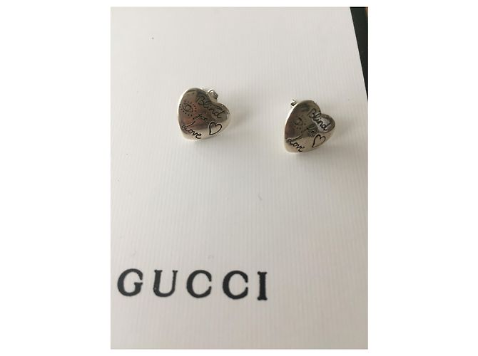 Orecchini Gucci Blind for Love con cuori incisi argento - vista 5