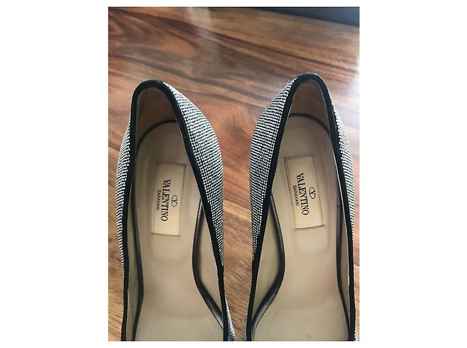 Valentino Garavani Valentino Sparkle Peeptoes Nero Argento - vista 11