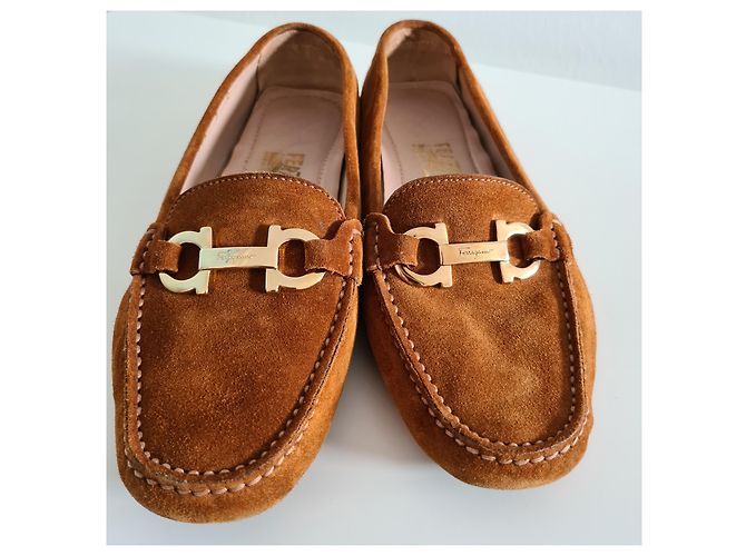 Mocassini Salvatore Ferragamo Camoscio Marrone Marrone chiaro - vista 10