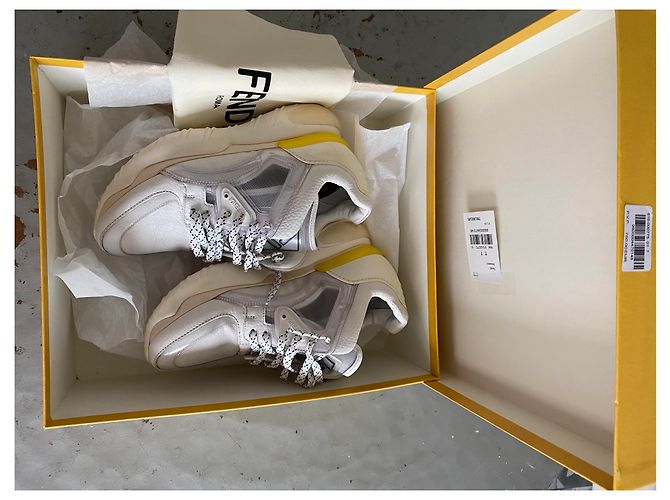 Fendi Sneaker aus Leder weiß - Ansicht 6