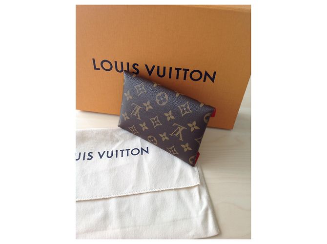 Pochette Louis Vuitton Marrone in Tela - vista 5