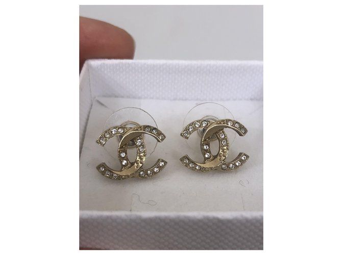 Pendiente Chanel CC Dorado - vista 2