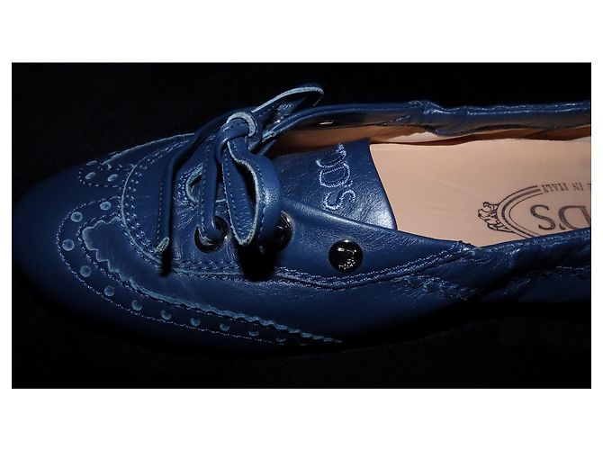 SNIKERS BASSE SCRUNCH IN PELLE CON LACCI TOD'S Blu - vista 3
