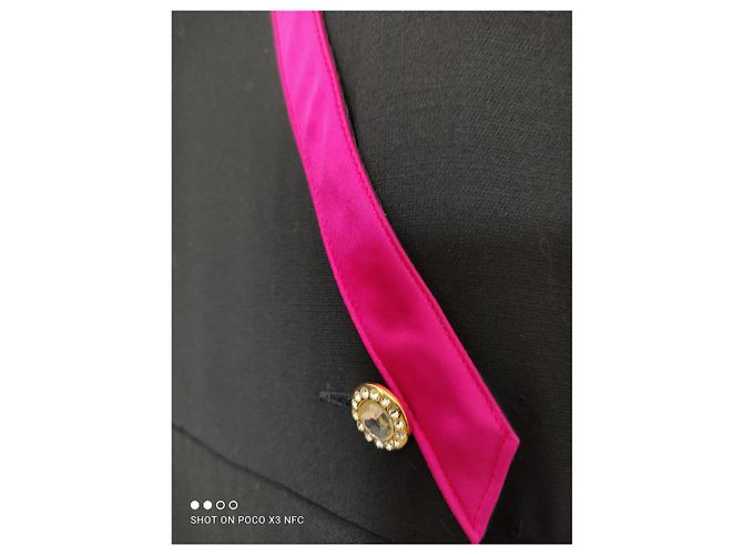 Louis Féraud Jumpsuit aus schwarzer Wolle mit rosa Satin - Ansicht 2