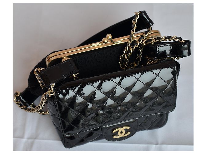 Chanel Zeitlose Minitasche mit Spitzenkupplung Schwarz - Ansicht 3