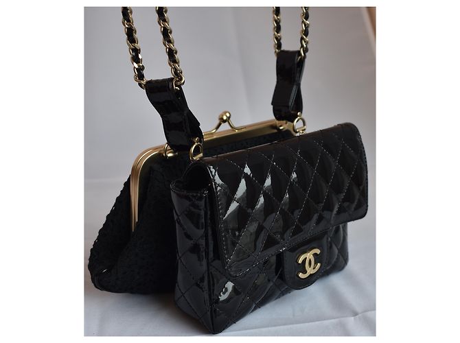 Chanel Zeitlose Minitasche mit Spitzenkupplung Schwarz - Ansicht 5