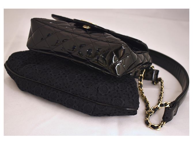 Chanel Zeitlose Minitasche mit Spitzenkupplung Schwarz - Ansicht 7
