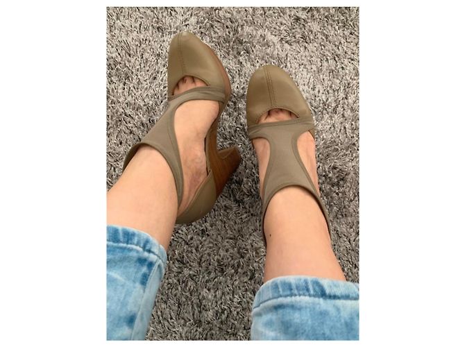 Tacchi con piattaforma Hoss Intropia Pelle Khaki Cachi - vista 2