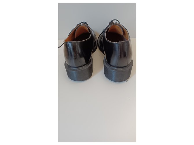 Dr. Martens Derby in pelle nera con lacci Nero - vista 2