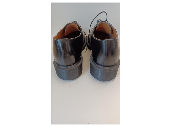 Dr. Martens Derby in pelle nera con lacci Nero - vista 5