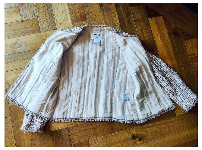 Kultige Chanel Tweedjacke Mehrfarben Aus weiß - Ansicht 3