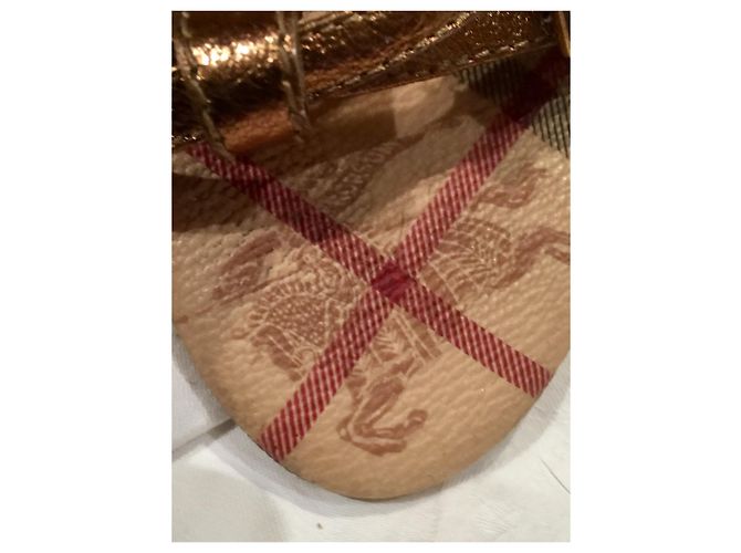 Sandali Burberry in pelle dorata D'oro - vista 4
