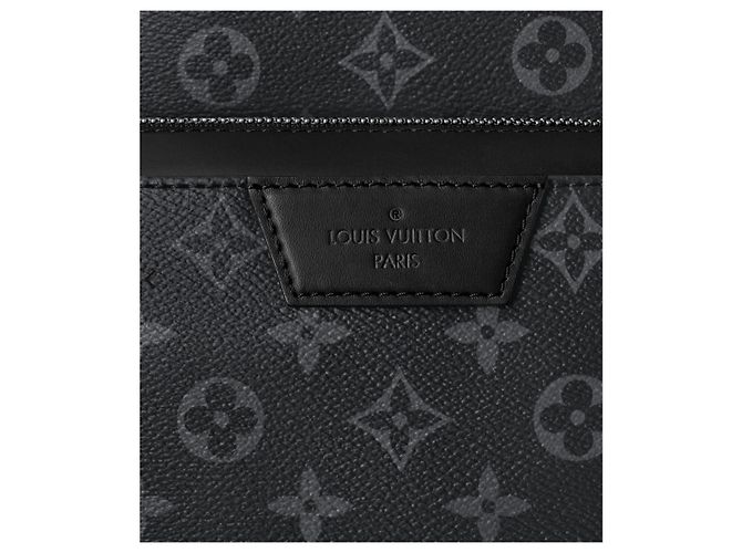Louis Vuitton Mochila LV Discovery Gris - vista 2