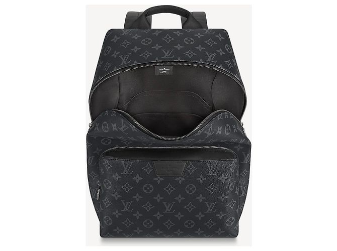 Louis Vuitton Mochila LV Discovery Gris - vista 4