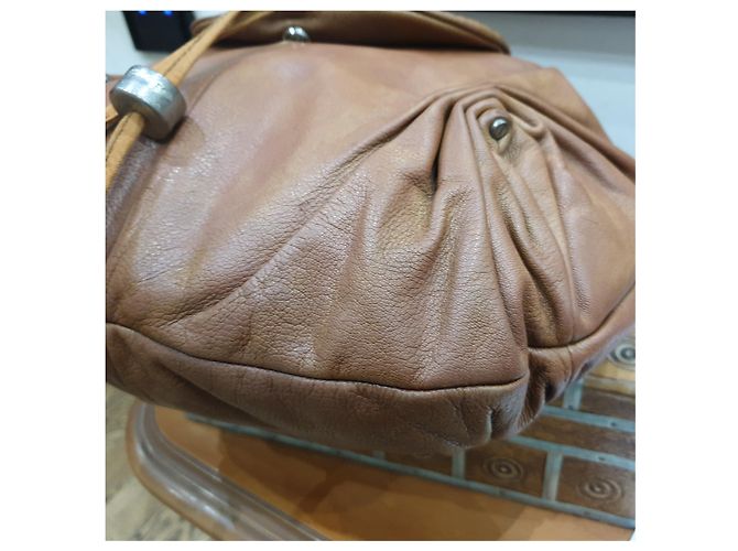Yves Saint Laurent borsa hobo pelle Cognac - vista 13