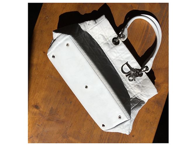 Christian Dior Lady Dior M Soft Bolsa de couro branco - vista 7