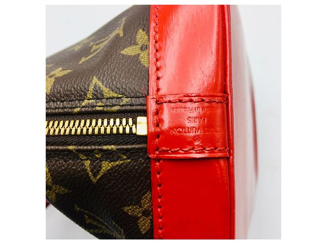 Louis Vuitton Alma Borsa Monogramma Pelle Rossa Personalizzata Marrone - vista 3